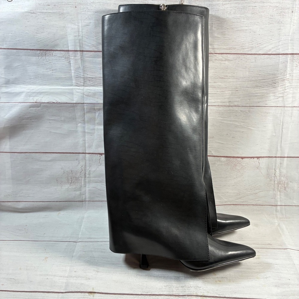 Urban Revivo Foldover Shark Lock Boots Womens 7.5 Black UIAS40006 NWOT - Picture 3 of 8